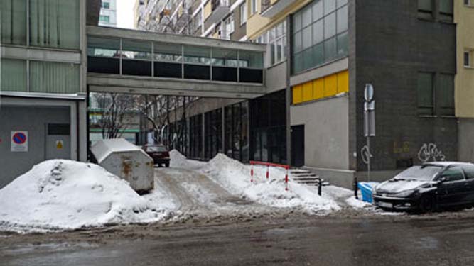 1phaidon-klubzwei-modernologies-warsaw-2010